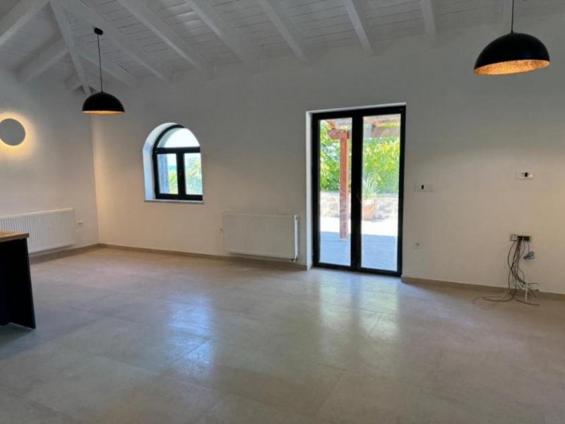 Kournas Kreta, Kournas: Malerisches Steinhaus mit bezauberndem See- und Meerblick zu verkaufen Haus kaufen